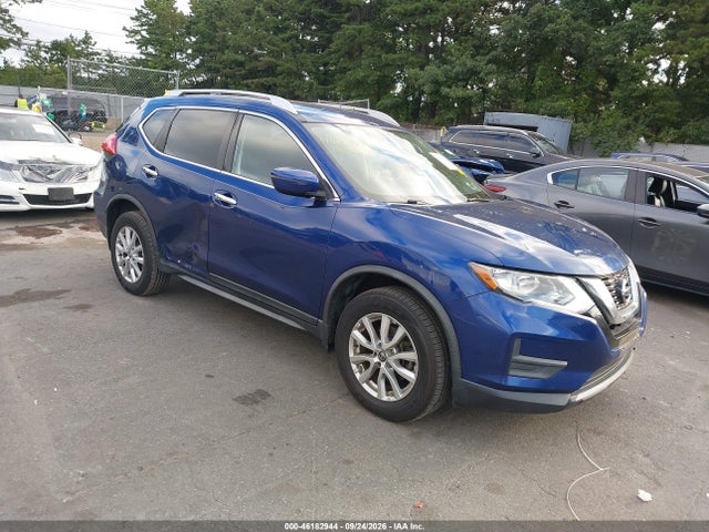 2017 Nissan Rogue Sv მანქანა იყიდება აუქციონზე, vin: JN8AT2MV4HW017281, აუქციონის ნომერი: 46182944