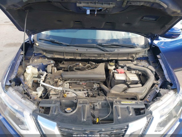 2017 Nissan Rogue Sv მანქანა იყიდება აუქციონზე, vin: JN8AT2MV4HW017281, აუქციონის ნომერი: 46182944
