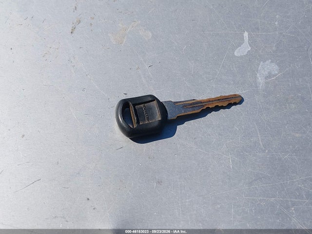 46183023 :رقم المزاد ، 1GNEC13TX1J269747 vin ، 2001 Chevrolet Tahoe Ls مزاد بيع