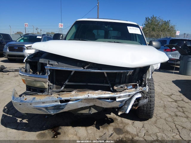46183023 :رقم المزاد ، 1GNEC13TX1J269747 vin ، 2001 Chevrolet Tahoe Ls مزاد بيع