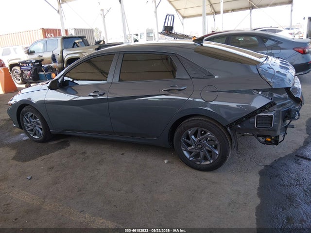2026 Hyundai Elantra Hybrid Blue მანქანა იყიდება აუქციონზე, vin: KMHLM4DJ2TU214427, აუქციონის ნომერი: 46183033