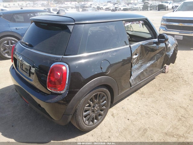Aukcja sprzedaży 2017 Mini Hardtop Cooper, vin: WMWXP5C31H3C64013, numer aukcji: 46183051