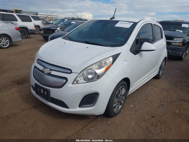 Chevrolet Spark Ev 2lt 2015 KL8CL6S06FC702196 Image 2
