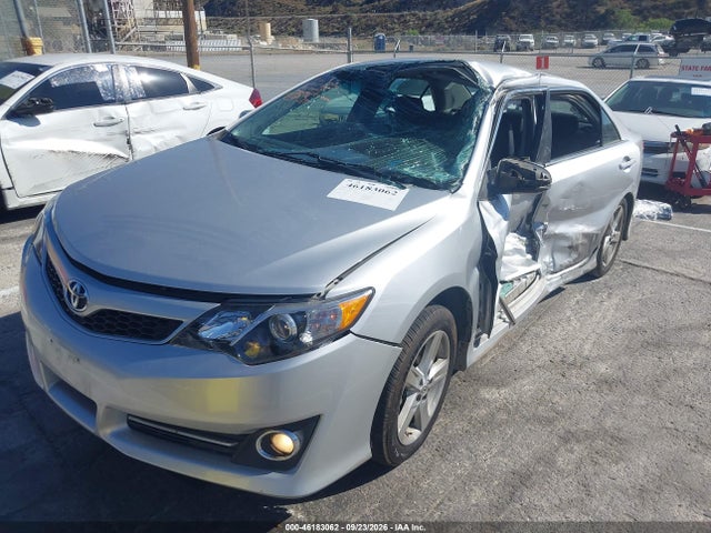 4T1BF1FK1EU366793 Toyota CAMRY SE