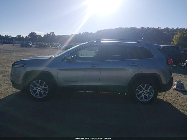 Продаж на аукціоні авто 2016 Jeep Cherokee Latitude, vin: 1C4PJMCS5GW246212, номер лоту: 46183077
