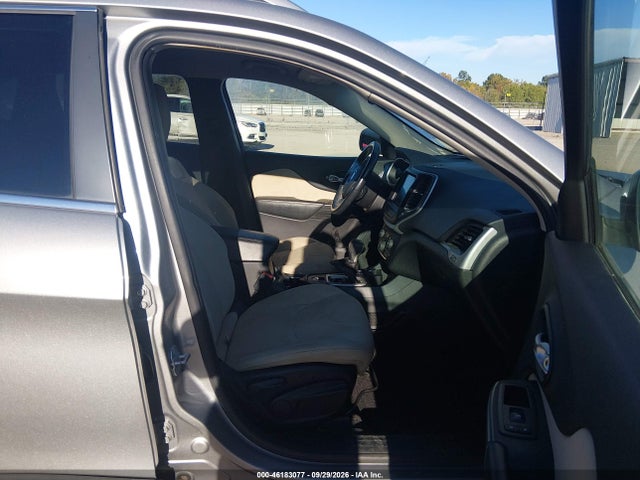 Продаж на аукціоні авто 2016 Jeep Cherokee Latitude, vin: 1C4PJMCS5GW246212, номер лоту: 46183077
