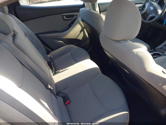 46183106 :رقم المزاد ، 5NPDH4AE3GH688066 vin ، 2016 Hyundai Elantra Se مزاد بيع