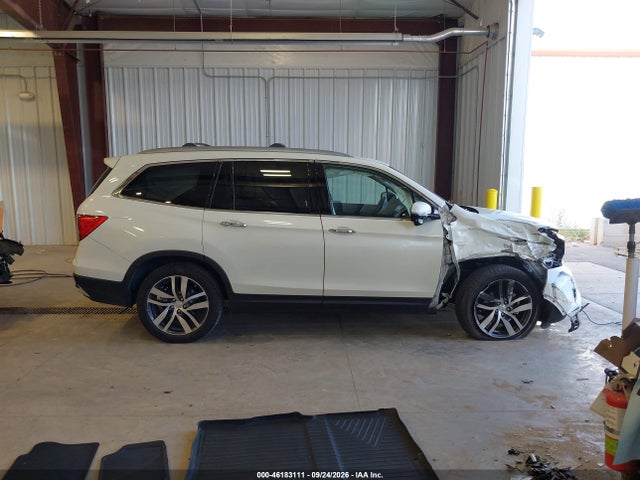 Honda Pilot Touring 2017 5FNYF6H96HB094664 Image 14