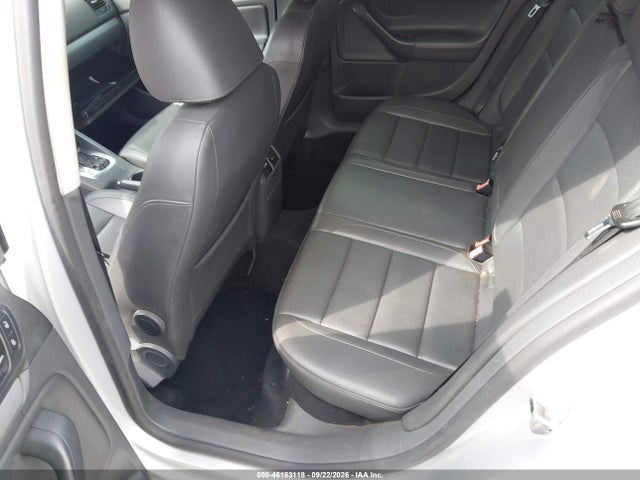 46183118 :رقم المزاد ، 3VWAL71K59M176876 vin ، 2009 Volkswagen Jetta Tdi مزاد بيع
