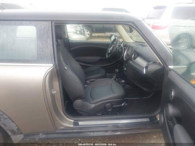 Aukcja sprzedaży 2011 Mini Cooper, vin: WMWSU3C58BT098635, numer aukcji: 46183138
