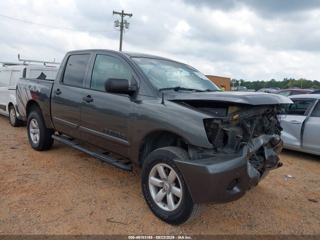 46183169 :رقم المزاد ، 1N6BA0ED1BN317760 vin ، 2011 Nissan Titan Sv مزاد بيع