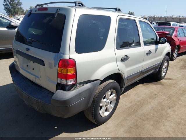46183219 :رقم المزاد ، 1FMCU03135KA44779 vin ، 2005 Ford Escape Xlt مزاد بيع