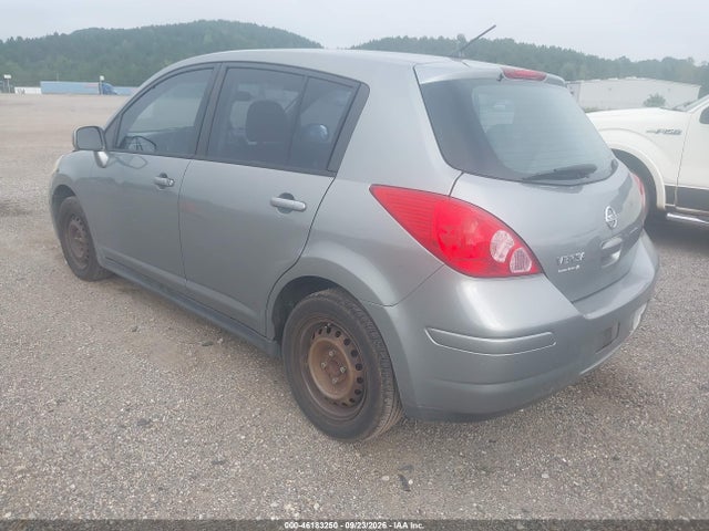 2009 Nissan Versa 1.8s მანქანა იყიდება აუქციონზე, vin: 3N1BC13E89L413025, აუქციონის ნომერი: 46183250