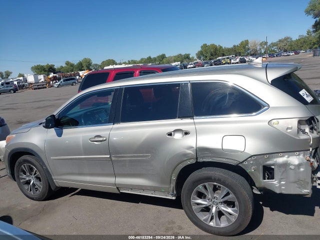 Toyota Highlander Xle V6 2016 5TDJKRFH8GS266678 Image 15