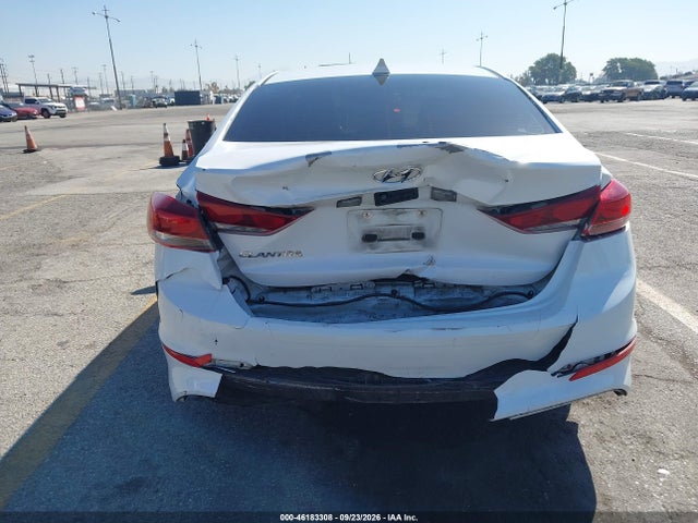 2018 Hyundai Elantra Sel მანქანა იყიდება აუქციონზე, vin: 5NPD84LF2JH225932, აუქციონის ნომერი: 46183308