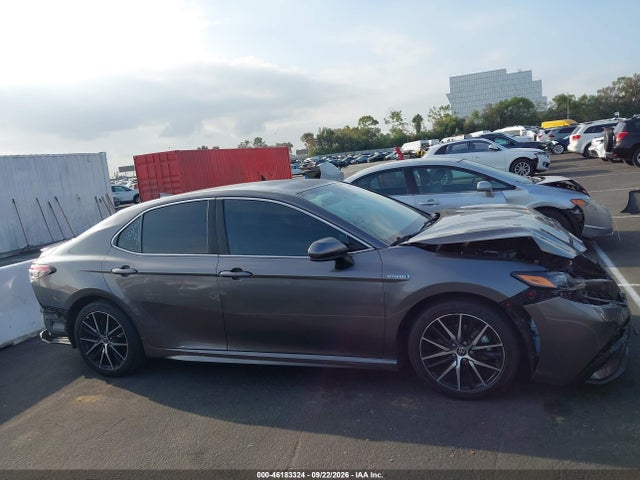 2021 Toyota Camry Se Hybrid მანქანა იყიდება აუქციონზე, vin: 4T1G31AK5MU556052, აუქციონის ნომერი: 46183324