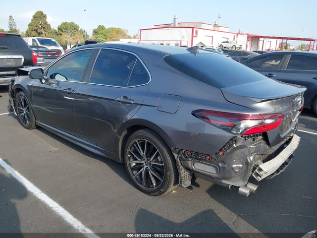 2021 Toyota Camry Se Hybrid მანქანა იყიდება აუქციონზე, vin: 4T1G31AK5MU556052, აუქციონის ნომერი: 46183324