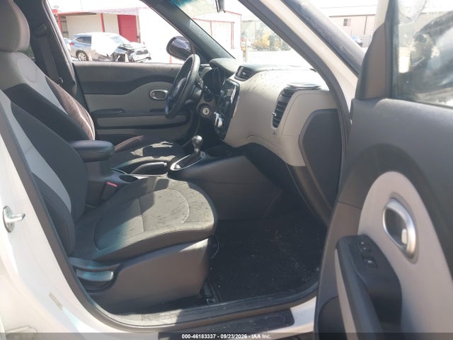2014 Kia Soul მანქანა იყიდება აუქციონზე, vin: KNDJN2A21E7065388, აუქციონის ნომერი: 46183337