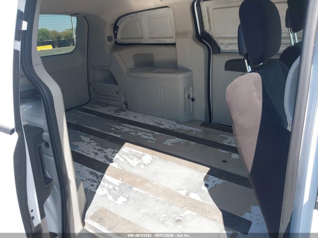 46183392 :رقم المزاد ، 2C4JRGAG5ER199123 vin ، 2014 Ram Cargo Tradesman مزاد بيع