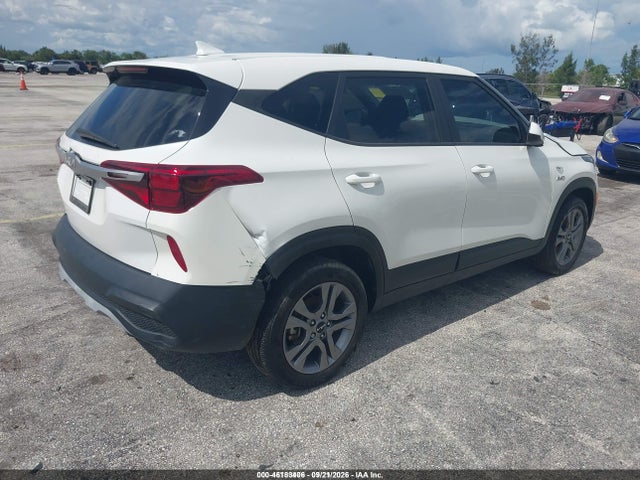 2023 Kia Seltos Lx მანქანა იყიდება აუქციონზე, vin: KNDEPCAA0P7451621, აუქციონის ნომერი: 46183406