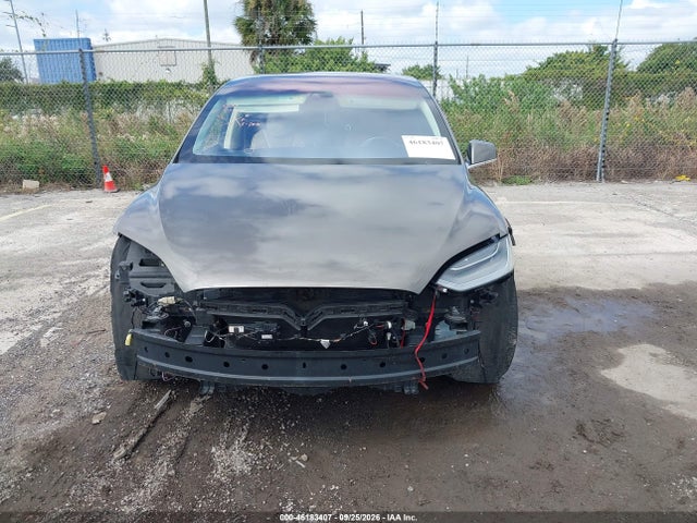 Tesla Model X 60d/70d/75d/90d/p100d 2016 5YJXCBE28GF015885 Image 13