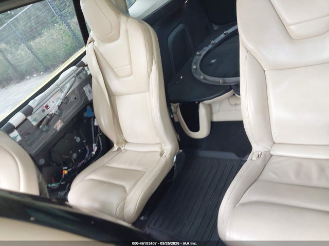 Tesla Model X 60d/70d/75d/90d/p100d 2016 5YJXCBE28GF015885 Image 8