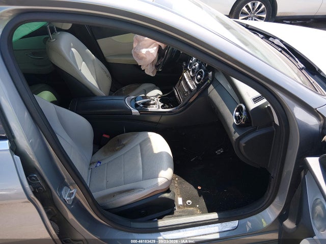 2015 Mercedes-benz C 300 4matic/luxury 4matic/sport 4matic მანქანა იყიდება აუქციონზე, vin: 55SWF4KB4FU036510, აუქციონის ნომერი: 46183429