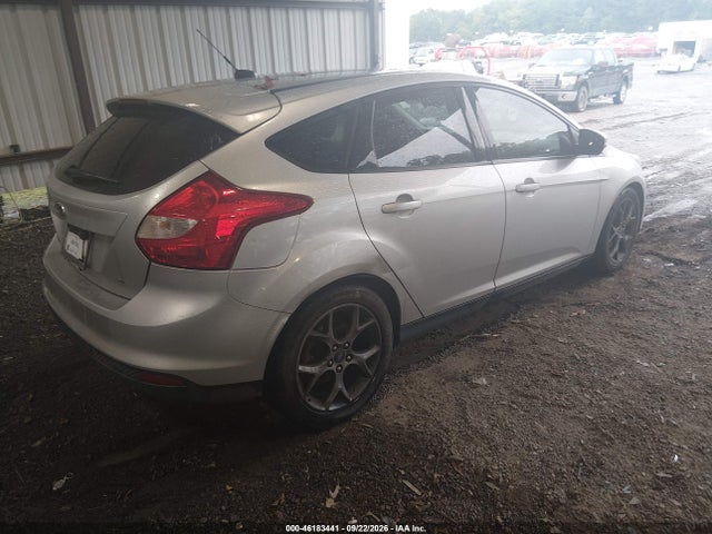 Ford FOCUS SE 2014 1FADP3K2XEL141537 Image 4