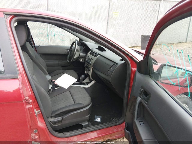 Продаж на аукціоні авто 2011 Ford Focus Se, vin: 1FAHP3FN8BW101473, номер лоту: 46183443