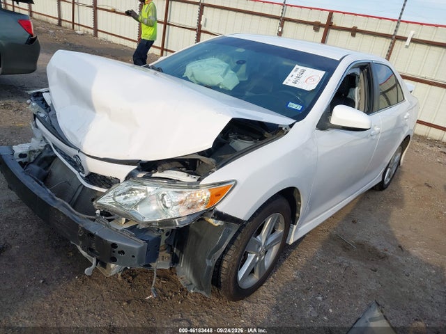 2014 Toyota Camry Se მანქანა იყიდება აუქციონზე, vin: 4T1BF1FK3EU821580, აუქციონის ნომერი: 46183448
