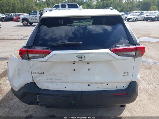 2021 Toyota Rav4 Xle მანქანა იყიდება აუქციონზე, vin: 2T3P1RFV6MC234472, აუქციონის ნომერი: 46183460