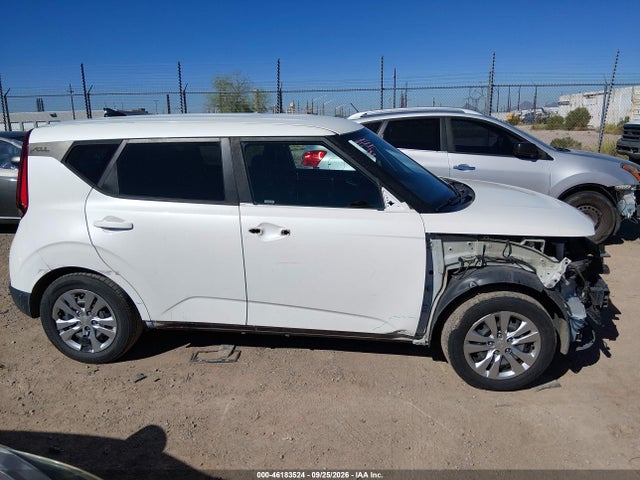 KIA SOUL LX 2021 KNDJ23AU5M7740500 Image 14