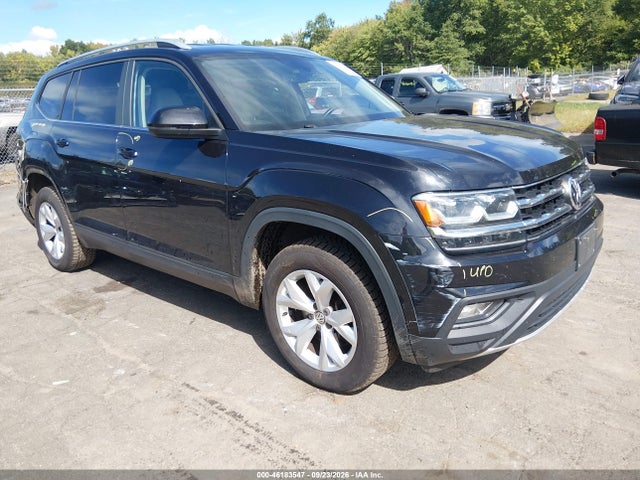 2018 Volkswagen Atlas 3.6l V6 Se მანქანა იყიდება აუქციონზე, vin: 1V2CR2CA7JC530855, აუქციონის ნომერი: 46183547