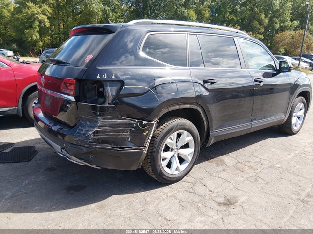 2018 Volkswagen Atlas 3.6l V6 Se მანქანა იყიდება აუქციონზე, vin: 1V2CR2CA7JC530855, აუქციონის ნომერი: 46183547