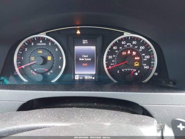 46183560 :رقم المزاد ، 4T1BF1FK8FU499729 vin ، 2015 Toyota Camry Se مزاد بيع