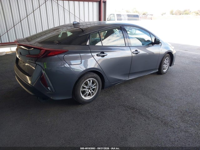 Toyota Prius Prime Plus 2019 JTDKARFP3K3112243 Image 4