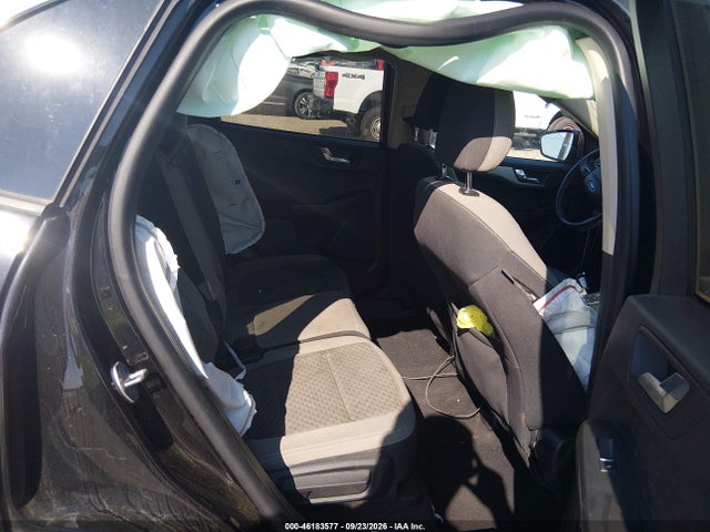 46183577 :رقم المزاد ، 1FMCU0G67LUC57516 vin ، 2020 Ford Escape Se مزاد بيع