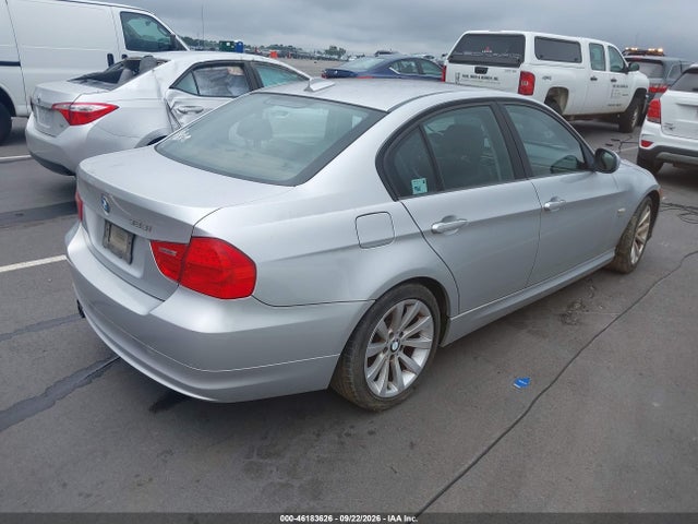 46183626 :رقم المزاد ، WBAPK7C57BA971614 vin ، 2011 Bmw 328i Xdrive مزاد بيع