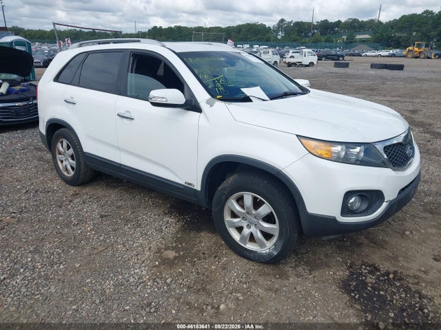 2013 Kia Sorento Lx მანქანა იყიდება აუქციონზე, vin: 5XYKTCA66DG416039, აუქციონის ნომერი: 46183641