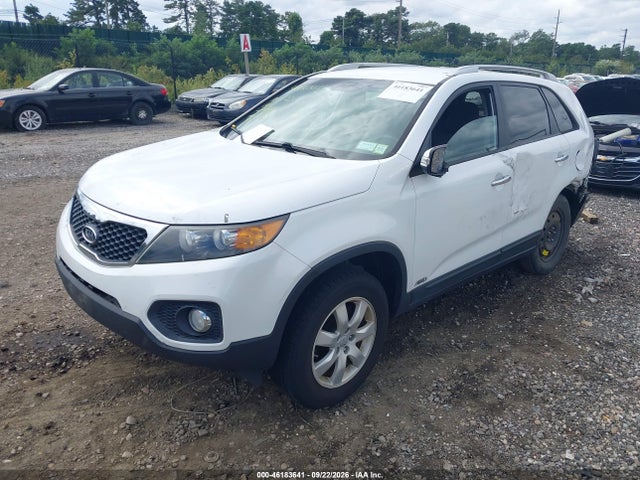 2013 Kia Sorento Lx მანქანა იყიდება აუქციონზე, vin: 5XYKTCA66DG416039, აუქციონის ნომერი: 46183641