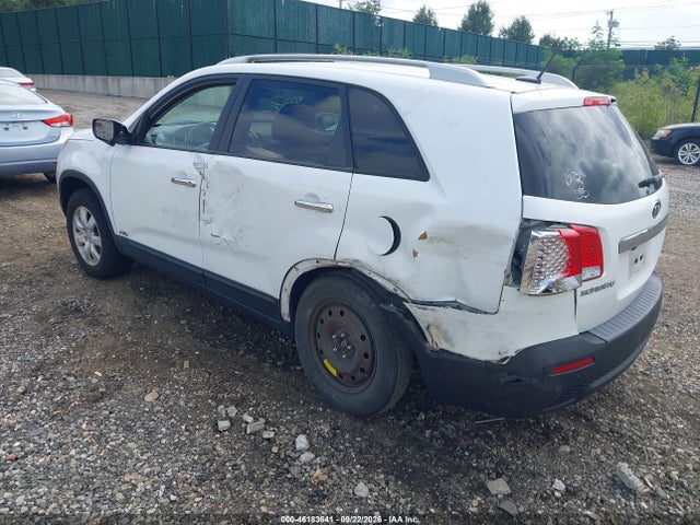 2013 Kia Sorento Lx მანქანა იყიდება აუქციონზე, vin: 5XYKTCA66DG416039, აუქციონის ნომერი: 46183641