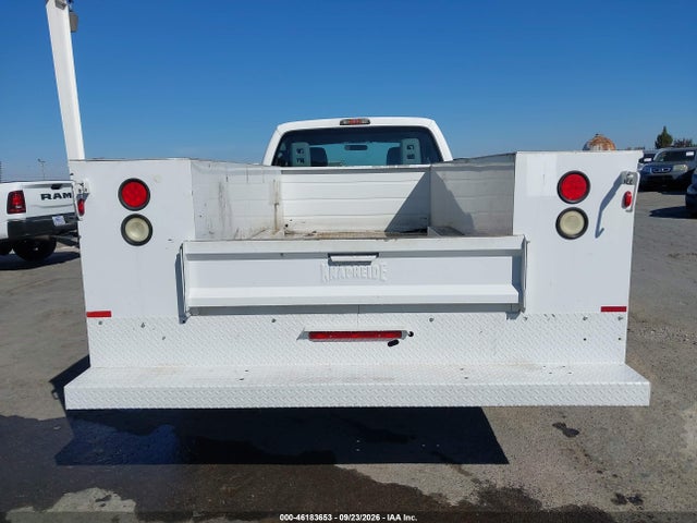 46183653 :رقم المزاد ، 1FD0X5HT7BEC97888 vin ، 2011 Ford F-550 Chassis Xl مزاد بيع