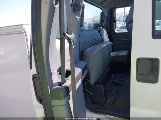 46183653 :رقم المزاد ، 1FD0X5HT7BEC97888 vin ، 2011 Ford F-550 Chassis Xl مزاد بيع