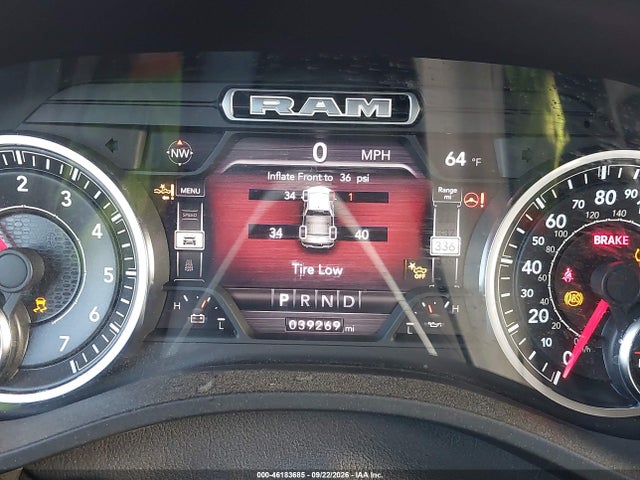 2021 Ram 1500 Laramie  4x4 5'7 Box მანქანა იყიდება აუქციონზე, vin: 1C6SRFJT0MN617537, აუქციონის ნომერი: 46183685