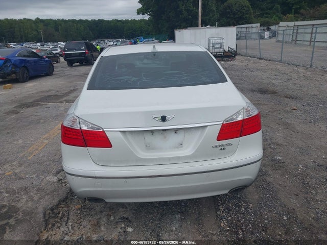2011 Hyundai Genesis 4.6 მანქანა იყიდება აუქციონზე, vin: KMHGC4DFXBU114381, აუქციონის ნომერი: 46183722
