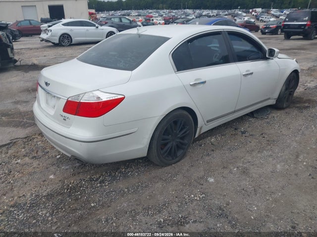 2011 Hyundai Genesis 4.6 მანქანა იყიდება აუქციონზე, vin: KMHGC4DFXBU114381, აუქციონის ნომერი: 46183722