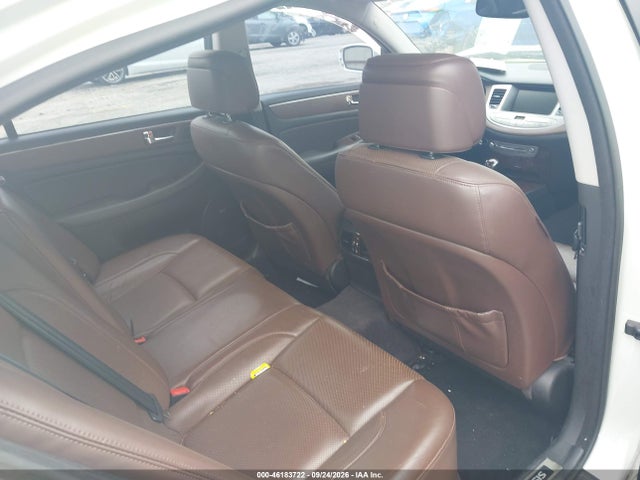 2011 Hyundai Genesis 4.6 მანქანა იყიდება აუქციონზე, vin: KMHGC4DFXBU114381, აუქციონის ნომერი: 46183722