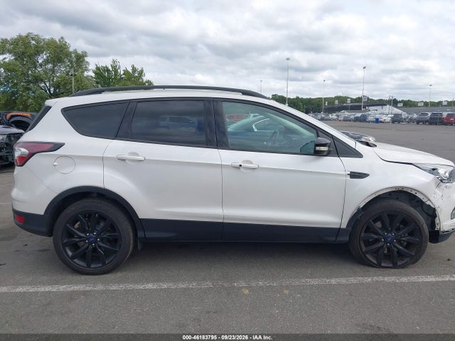 Продаж на аукціоні авто 2017 Ford Escape Titanium, vin: 1FMCU9JDXHUA44725, номер лоту: 46183795