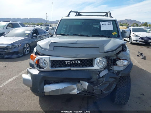 JTEBU4BF0EK188273 Toyota FJ Cruiser