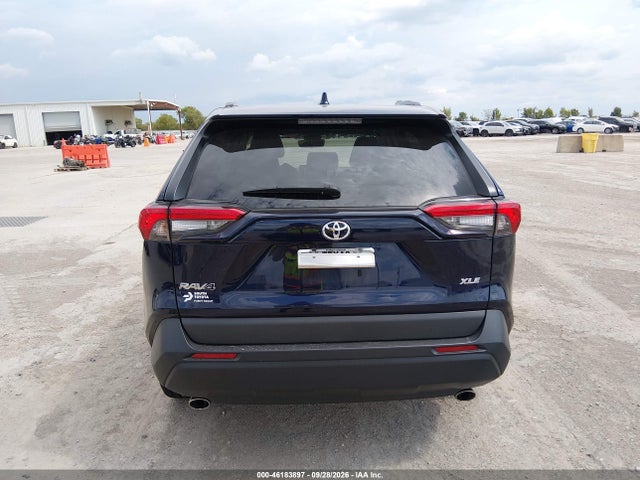 Продажа на аукционе авто 2023 Toyota Rav4 Xle Premium, vin: 2T3C1RFV4PW271411, номер лота: 46183897